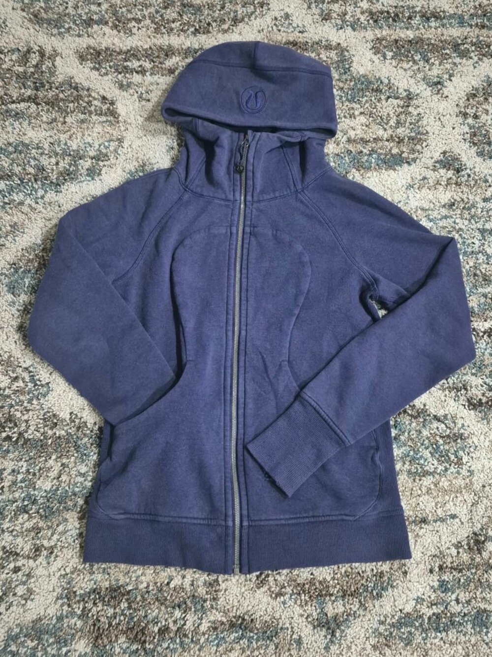 Lululemon Scuba Full-Zip Hoodie – Navy Blue Womans M